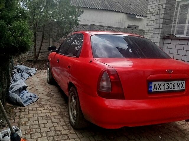 Червоний Деу Нубіра, об'ємом двигуна 1.6 л та пробігом 202 тис. км за 2300 $, фото 4 на Automoto.ua