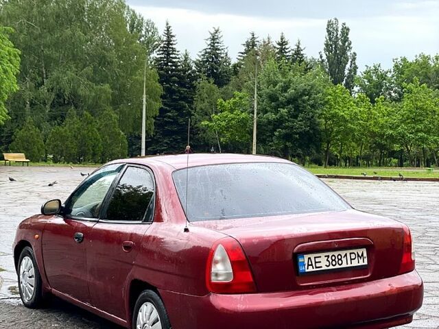 Красный Дэу Нубира, объемом двигателя 1.6 л и пробегом 0 тыс. км за 1360 $, фото 2 на Automoto.ua