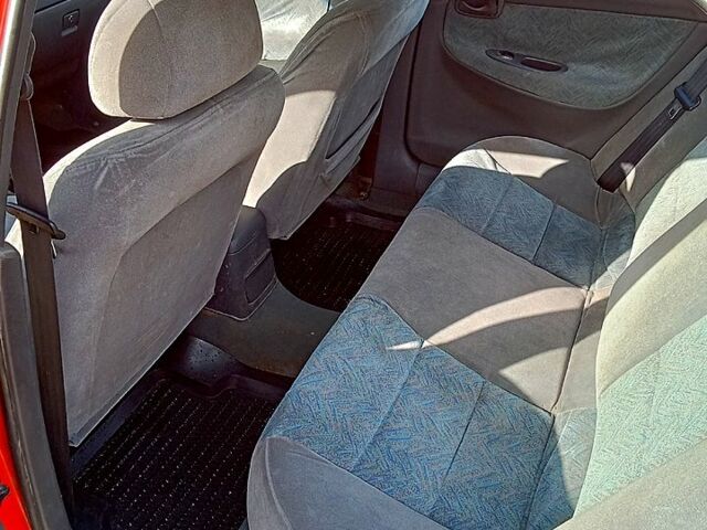 Червоний Деу Нубіра, об'ємом двигуна 1.6 л та пробігом 0 тис. км за 1600 $, фото 3 на Automoto.ua