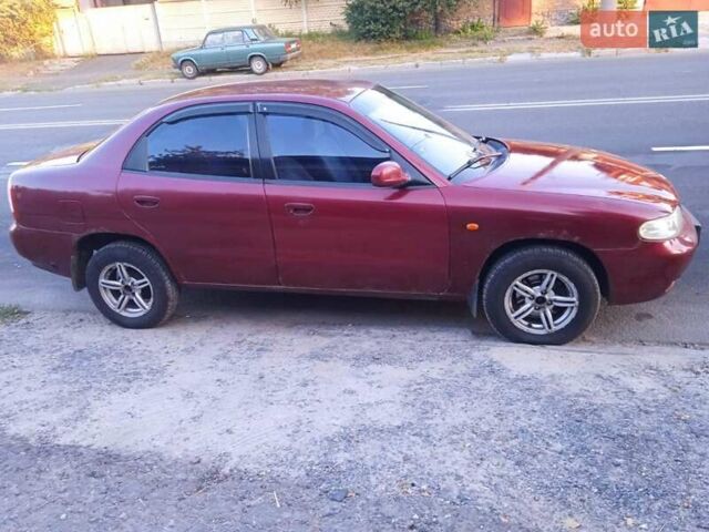 Дэу Нубира 1998 в Харькове на Automoto.ua Красный Дэу Нубира, объемом двигателя 1.6 л и пробегом 350 тыс. км за 2500 $, фото 1 на Automoto.ua
