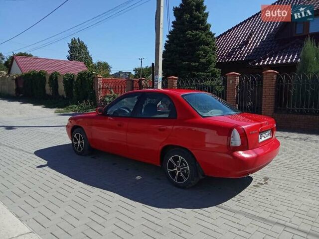 Красный Дэу Нубира, объемом двигателя 1.6 л и пробегом 320 тыс. км за 1700 $, фото 1 на Automoto.ua