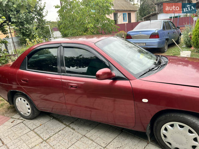 Червоний Деу Нубіра, об'ємом двигуна 1.6 л та пробігом 168 тис. км за 2200 $, фото 2 на Automoto.ua