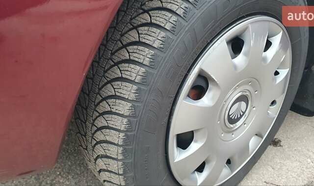 Красный Дэу Нубира, объемом двигателя 1.6 л и пробегом 275 тыс. км за 3700 $, фото 7 на Automoto.ua