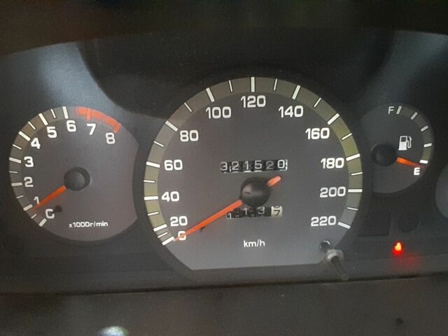 Червоний Деу Нубіра, об'ємом двигуна 2 л та пробігом 321 тис. км за 1600 $, фото 17 на Automoto.ua