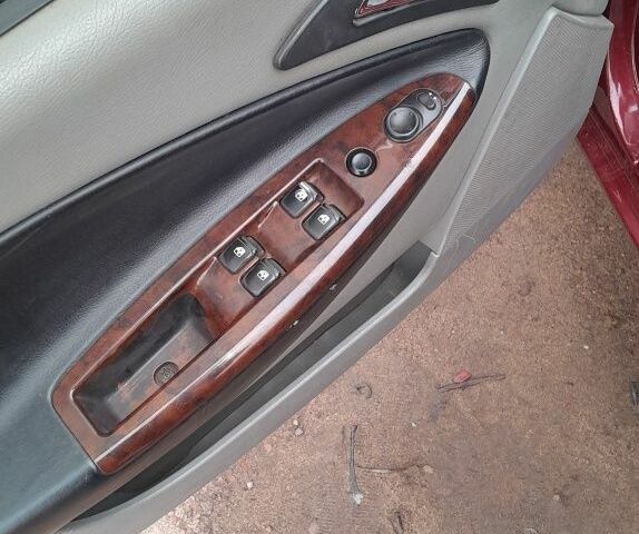 Червоний Деу Нубіра, об'ємом двигуна 2 л та пробігом 321 тис. км за 1600 $, фото 23 на Automoto.ua