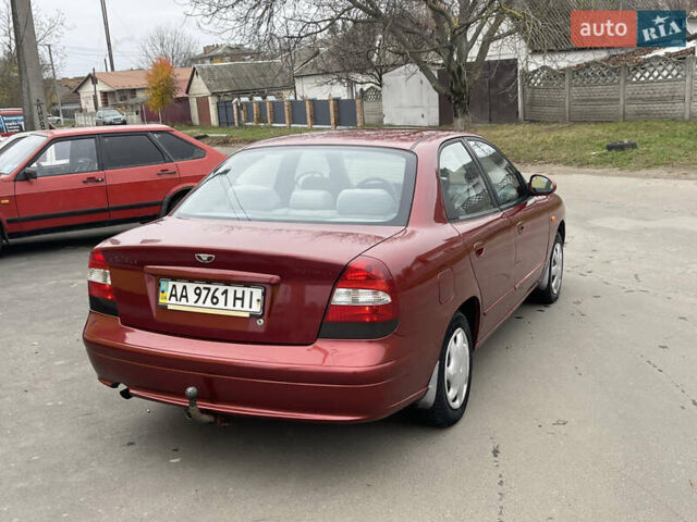 Красный Дэу Нубира, объемом двигателя 2 л и пробегом 150 тыс. км за 2450 $, фото 3 на Automoto.ua