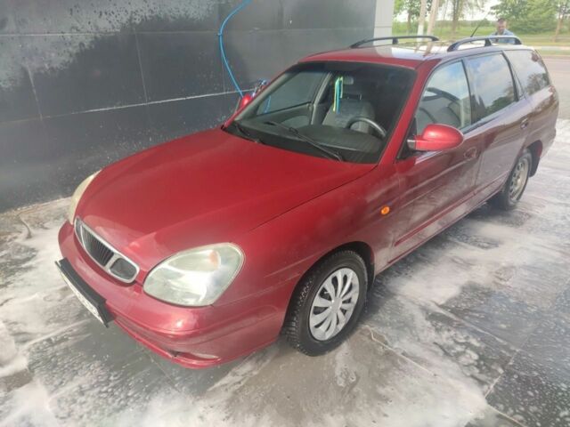 Красный Дэу Нубира, объемом двигателя 1.6 л и пробегом 110 тыс. км за 2900 $, фото 7 на Automoto.ua