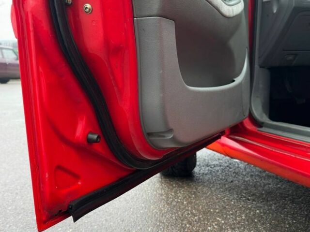 Красный Дэу Нубира, объемом двигателя 1.6 л и пробегом 295 тыс. км за 3700 $, фото 11 на Automoto.ua