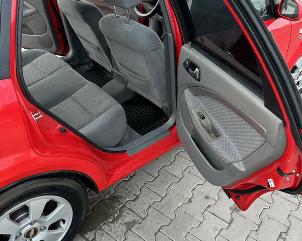 Червоний Деу Нубіра, об'ємом двигуна 1.8 л та пробігом 238 тис. км за 3600 $, фото 7 на Automoto.ua