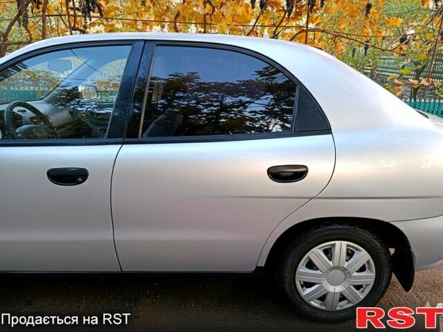 Деу Нубіра 1998 у Белгород-Днестровском на Automoto.ua Деу Нубіра, об'ємом двигуна 1.6 л та пробігом 0 тис. км за 1300 $, фото 2 на Automoto.ua