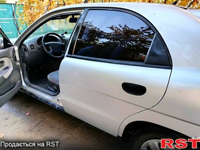 Деу Нубіра 1998 у Белгород-Днестровском на Automoto.ua Деу Нубіра, об'ємом двигуна 1.6 л та пробігом 0 тис. км за 1300 $, фото 1 на Automoto.ua