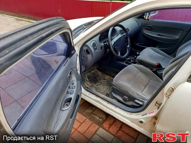 Деу Нубіра, об'ємом двигуна 1.6 л та пробігом 280 тис. км за 750 $, фото 4 на Automoto.ua