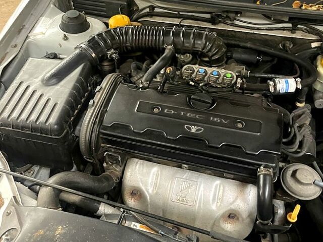 Дэу Нубира, объемом двигателя 2 л и пробегом 200 тыс. км за 750 $, фото 7 на Automoto.ua