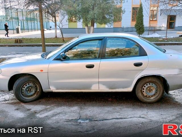 Деу Нубіра, об'ємом двигуна 1.6 л та пробігом 370 тис. км за 1600 $, фото 6 на Automoto.ua