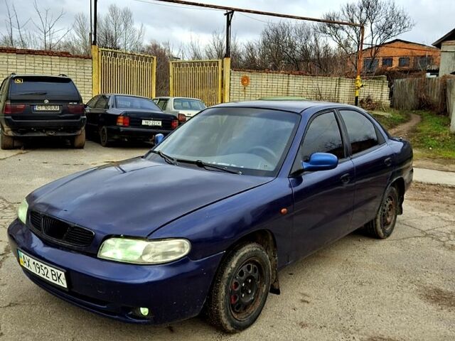 Дэу Нубира, объемом двигателя 1.6 л и пробегом 0 тыс. км за 1000 $, фото 2 на Automoto.ua