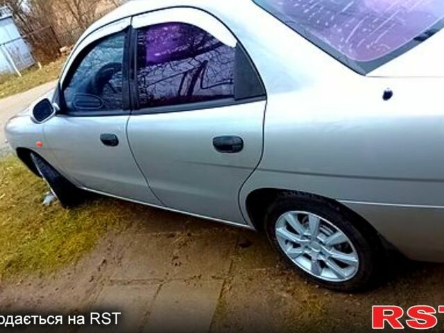 Дэу Нубира, объемом двигателя 16 л и пробегом 250 тыс. км за 1850 $, фото 3 на Automoto.ua