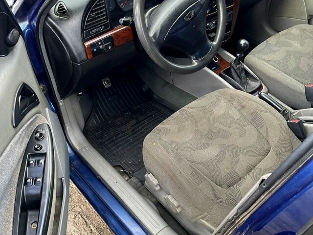 Деу Нубіра, об'ємом двигуна 20 л та пробігом 211 тис. км за 2000 $, фото 4 на Automoto.ua