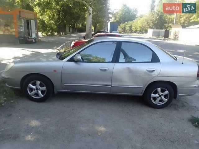 Деу Нубіра, об'ємом двигуна 2 л та пробігом 280 тис. км за 2300 $, фото 5 на Automoto.ua