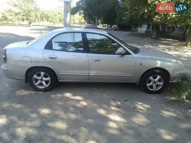 Деу Нубіра, об'ємом двигуна 2 л та пробігом 280 тис. км за 2300 $, фото 4 на Automoto.ua