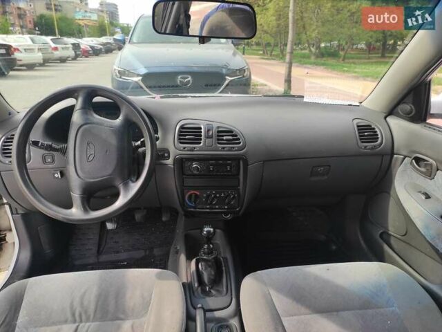 Дэу Нубира, объемом двигателя 0 л и пробегом 360 тыс. км за 1999 $, фото 5 на Automoto.ua