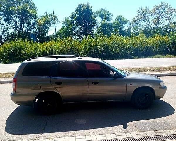 Дэу Нубира, объемом двигателя 2 л и пробегом 300 тыс. км за 2500 $, фото 2 на Automoto.ua