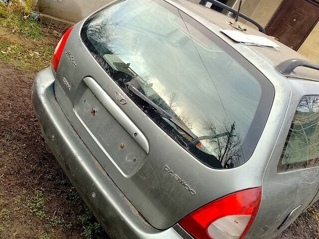 Дэу Нубира, объемом двигателя 1.6 л и пробегом 400 тыс. км за 590 $, фото 1 на Automoto.ua