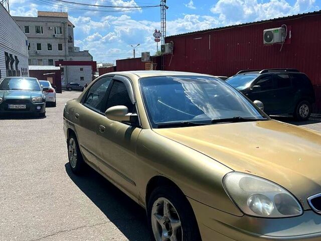 Жовтий Деу Нубіра, об'ємом двигуна 2 л та пробігом 310 тис. км за 2200 $, фото 5 на Automoto.ua