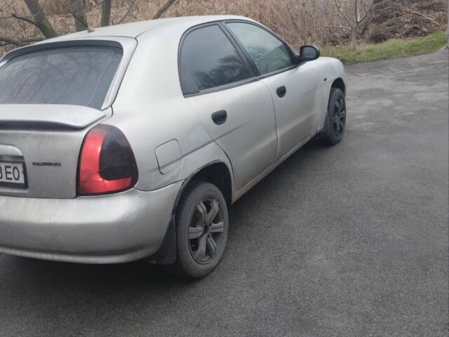 Серый Дэу Нубира, объемом двигателя 1.6 л и пробегом 321 тыс. км за 1183 $, фото 1 на Automoto.ua