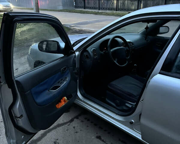 Серый Дэу Нубира, объемом двигателя 1.6 л и пробегом 206 тыс. км за 2500 $, фото 11 на Automoto.ua