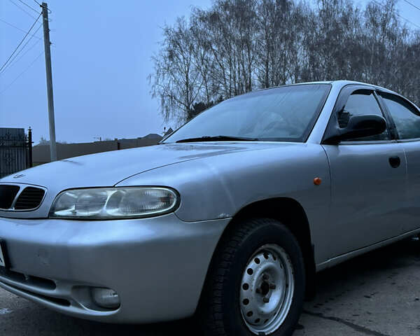 Серый Дэу Нубира, объемом двигателя 1.6 л и пробегом 206 тыс. км за 2500 $, фото 2 на Automoto.ua