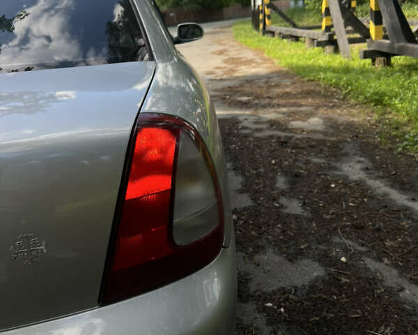 Серый Дэу Нубира, объемом двигателя 1.6 л и пробегом 355 тыс. км за 2200 $, фото 10 на Automoto.ua