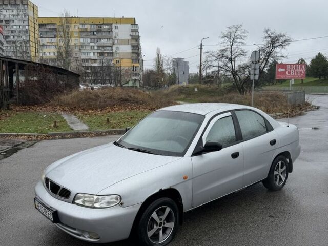 Серый Дэу Нубира, объемом двигателя 1.6 л и пробегом 280 тыс. км за 1250 $, фото 4 на Automoto.ua