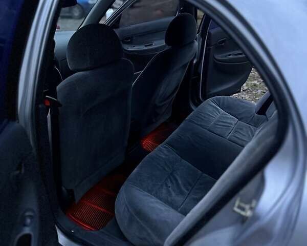 Серый Дэу Нубира, объемом двигателя 1.6 л и пробегом 235 тыс. км за 1900 $, фото 6 на Automoto.ua