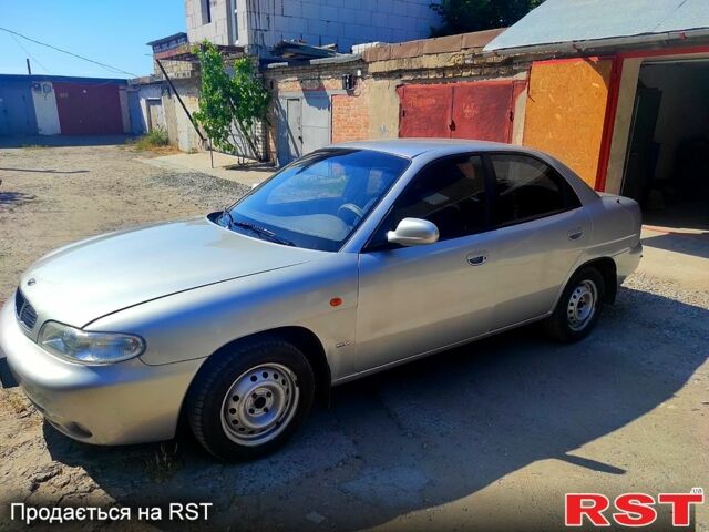 Серый Дэу Нубира, объемом двигателя 1.6 л и пробегом 270 тыс. км за 2200 $, фото 1 на Automoto.ua