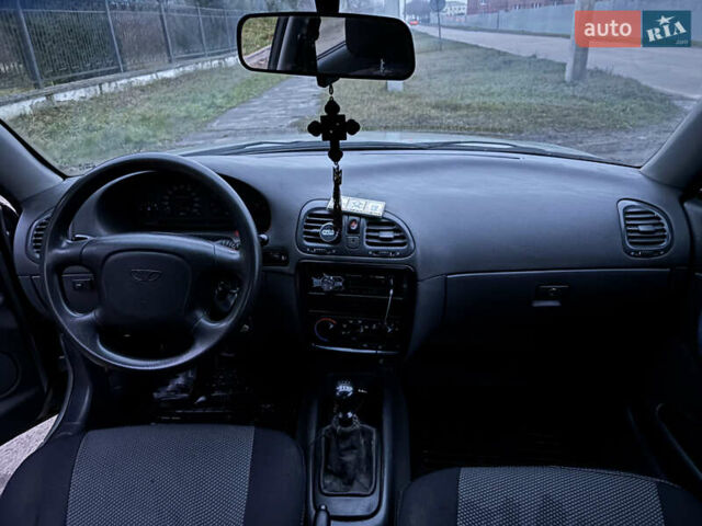 Серый Дэу Нубира, объемом двигателя 1.6 л и пробегом 206 тыс. км за 2500 $, фото 20 на Automoto.ua