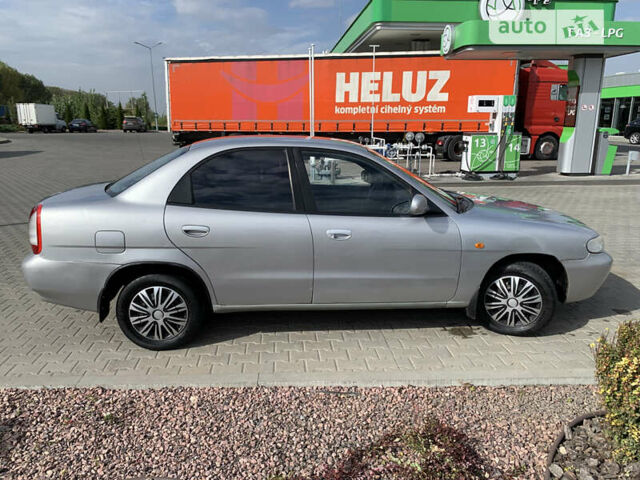 Сірий Деу Нубіра, об'ємом двигуна 1.6 л та пробігом 161 тис. км за 1799 $, фото 5 на Automoto.ua