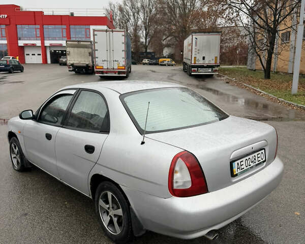 Серый Дэу Нубира, объемом двигателя 1.6 л и пробегом 310 тыс. км за 1250 $, фото 5 на Automoto.ua