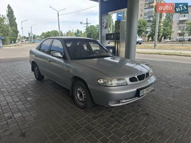 Серый Дэу Нубира, объемом двигателя 1.6 л и пробегом 200 тыс. км за 2800 $, фото 4 на Automoto.ua