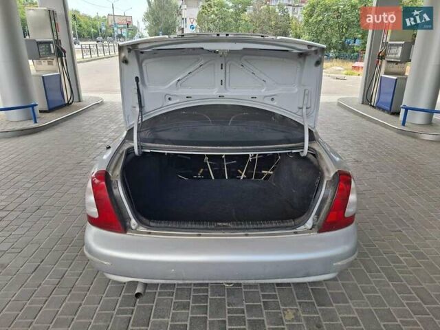 Деу Нубіра 1998 у Миколаєві на Automoto.ua Сірий Деу Нубіра, об'ємом двигуна 1.6 л та пробігом 200 тис. км за 2800 $, фото 21 на Automoto.ua