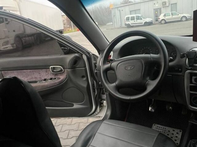 Сірий Деу Нубіра, об'ємом двигуна 1.6 л та пробігом 280 тис. км за 1800 $, фото 7 на Automoto.ua