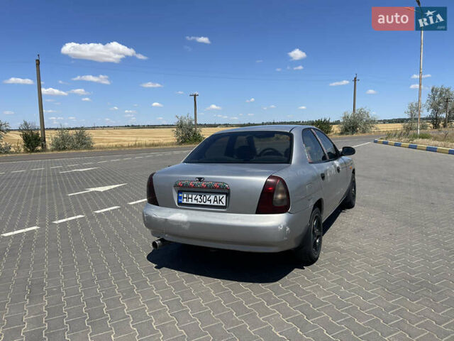Серый Дэу Нубира, объемом двигателя 1.6 л и пробегом 280 тыс. км за 1799 $, фото 3 на Automoto.ua