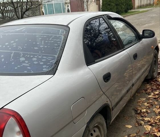 Серый Дэу Нубира, объемом двигателя 1.6 л и пробегом 298 тыс. км за 1800 $, фото 2 на Automoto.ua