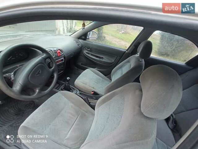 Дэу Нубира 1998 в Тячеве на Automoto.ua Серый Дэу Нубира, объемом двигателя 1.6 л и пробегом 390 тыс. км за 850 $, фото 2 на Automoto.ua