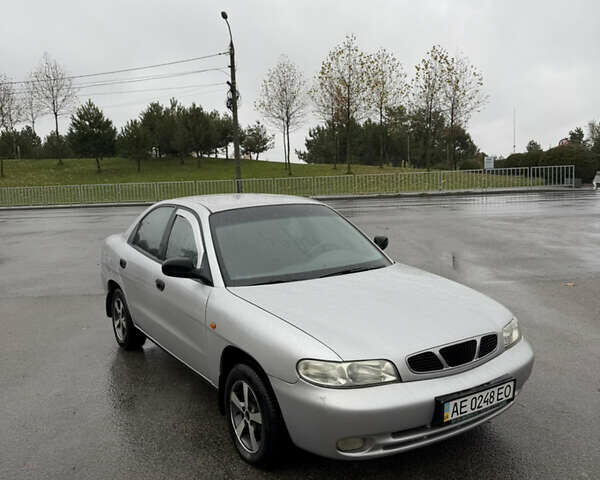 Серый Дэу Нубира, объемом двигателя 1.6 л и пробегом 310 тыс. км за 1250 $, фото 1 на Automoto.ua