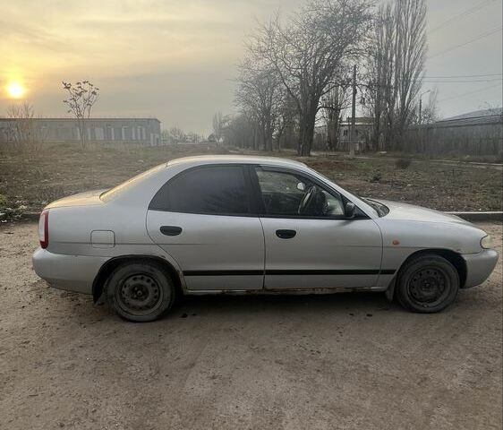 Серый Дэу Нубира, объемом двигателя 1.6 л и пробегом 298 тыс. км за 1500 $, фото 4 на Automoto.ua