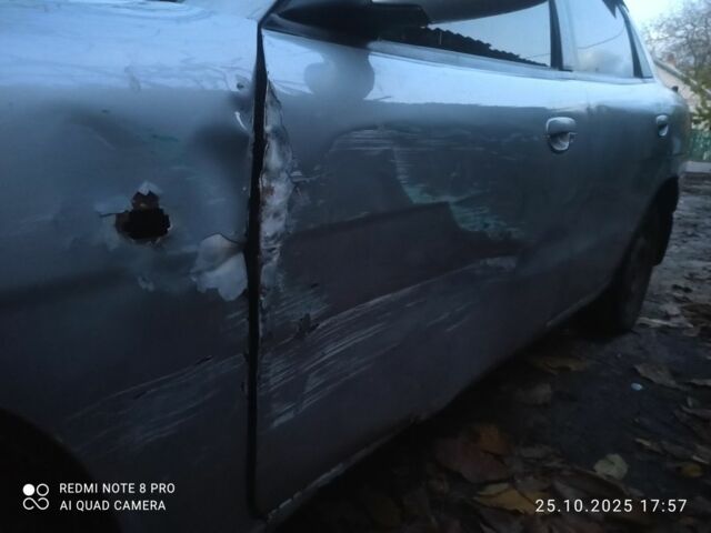 Деу Нубіра 1998 у Вольногорске на Automoto.ua Сірий Деу Нубіра, об'ємом двигуна 1.6 л та пробігом 340 тис. км за 1548 $, фото 2 на Automoto.ua