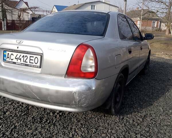 Серый Дэу Нубира, объемом двигателя 1.6 л и пробегом 330 тыс. км за 1600 $, фото 8 на Automoto.ua