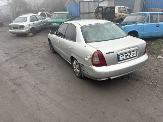 Серый Дэу Нубира, объемом двигателя 1.6 л и пробегом 200 тыс. км за 616 $, фото 1 на Automoto.ua