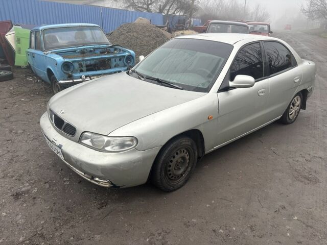 Серый Дэу Нубира, объемом двигателя 1.6 л и пробегом 200 тыс. км за 616 $, фото 2 на Automoto.ua