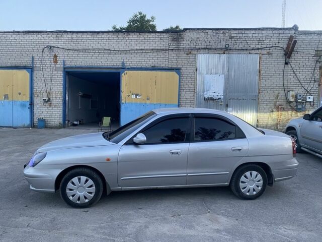 Сірий Деу Нубіра, об'ємом двигуна 2 л та пробігом 270 тис. км за 3000 $, фото 3 на Automoto.ua